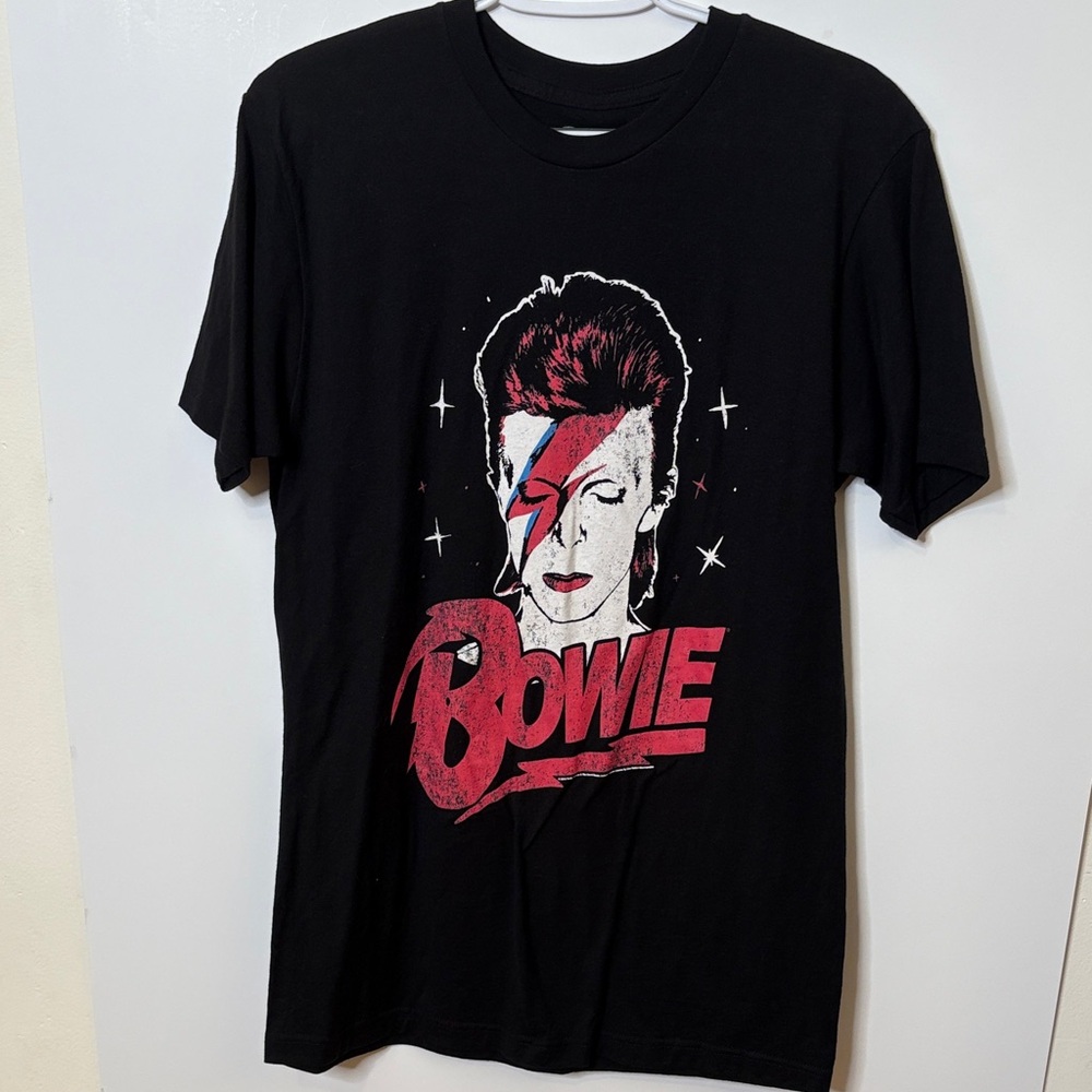 Black Graphic T-Shirt with Red Bowie Design